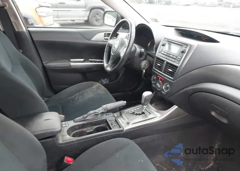 2011 Subaru Impreza 2.5I Premium из США, поврежденный, VIN JF1GH6B68BH815696